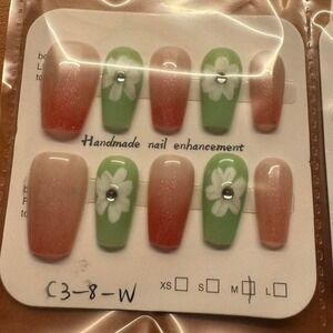 💅 Super Premium Press-On Nail Set – Pink & Green Floral